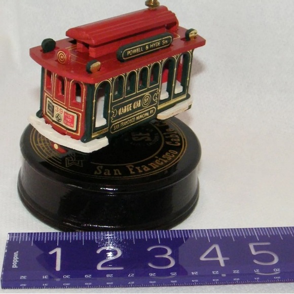 San Francisco Collectible Cable Car Turning Table Top Music Box - Picture 7 of 8